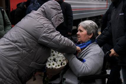 Брошенная родными в Мексике пенсионерка приехала в Воронеж