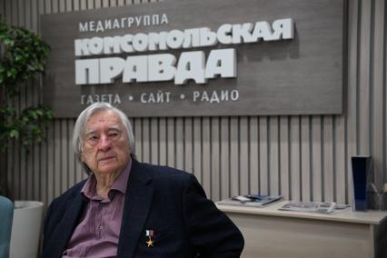 Александр Проханов в редакции \"Комсомольской правды\"