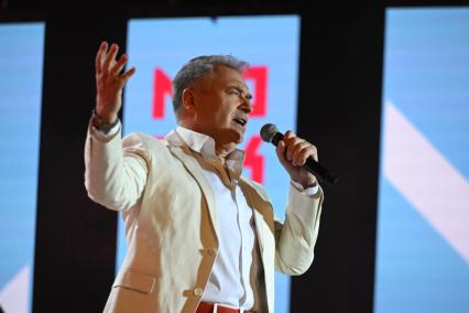 Концерт звезд \"Дорожного радио\" - \"С днем рождения, Москва!\"