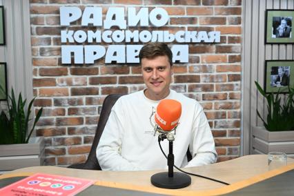 Александр Энберт на радиостанции Комсомольская правда\"
