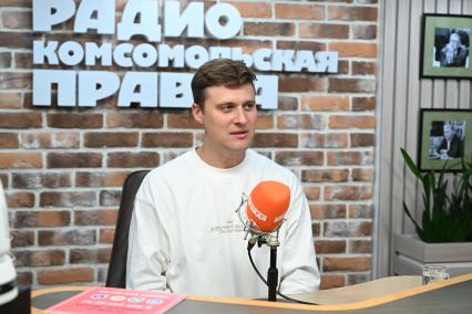 Александр Энберт на радиостанции Комсомольская правда\"