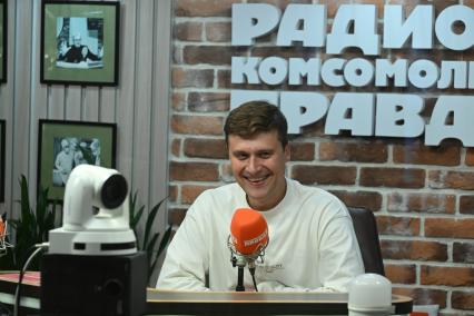 Александр Энберт на радиостанции Комсомольская правда\"