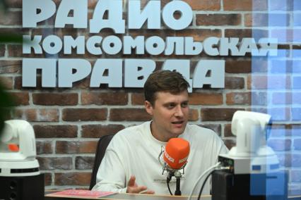 Александр Энберт на радиостанции Комсомольская правда\"