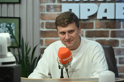 Александр Энберт на радиостанции Комсомольская правда\"