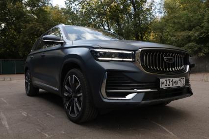 Тест-драйв автомобиля Geely Monjaro