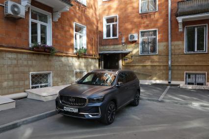 Тест-драйв автомобиля Geely Monjaro