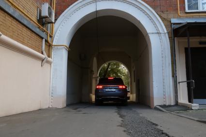 Тест-драйв автомобиля Geely Monjaro