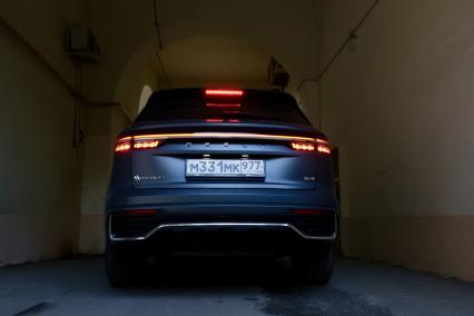 Тест-драйв автомобиля Geely Monjaro