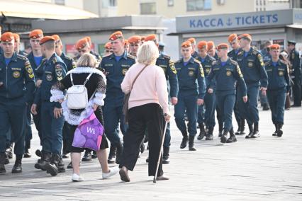 Молебен  честь иконы Божией Матери Неопалимая Купина\" в храме Христа Спасителя
