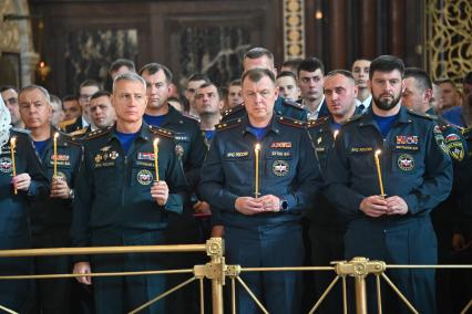 Молебен  честь иконы Божией Матери Неопалимая Купина\" в храме Христа Спасителя