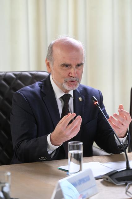 Владимир Воеводин