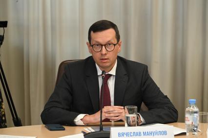 Круглый стол на тему Международное муниципальное сотрудничество стран БРИКС\" в редакции \"Комсомольской правды\"