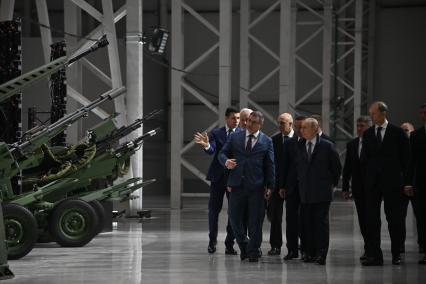 Рабочая поездка президента РФ Путина в Пермь