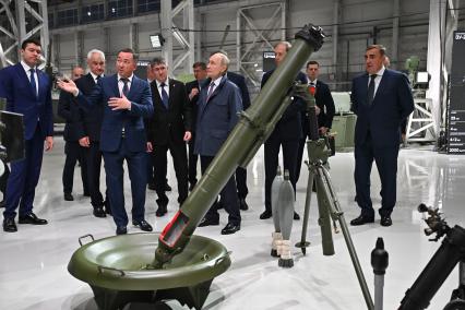 Рабочая поездка президента РФ Путина в Пермь