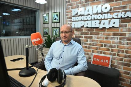 Владимир Семенов на радиостанции Комсомольская правда\"
