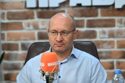 Владимир Семенов на радиостанции Комсомольская правда\"