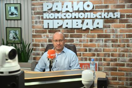 Владимир Семенов на радиостанции Комсомольская правда\"