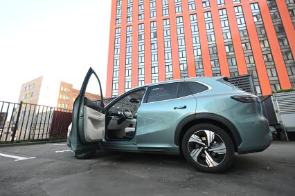 Тест-драйв автомобиля Geely EX5