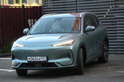 Тест-драйв автомобиля Geely EX5