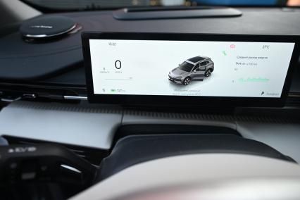 Тест-драйв автомобиля Geely EX5