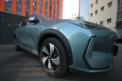Тест-драйв автомобиля Geely EX5