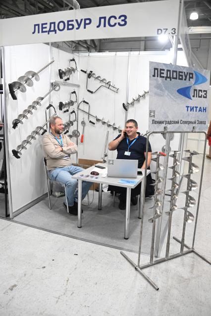 Международная выставка \"Мир Охоты и Рыбалки\" в \"Крокус Экспо\"