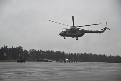 Соревнования по скоростному маневрированию водителей ФСО России в Подмосковье