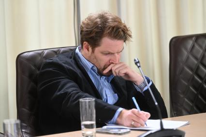 Григорий Служитель