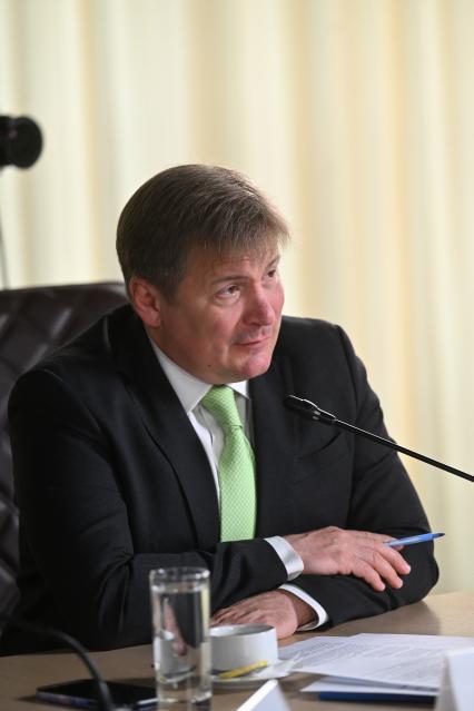 Сергей Рыбаков