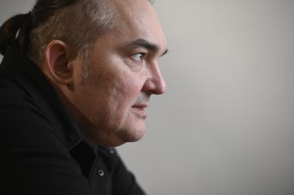 Алексей Горшенев отметил 50-летие полуденным выстрелом из Петропавловской крепости