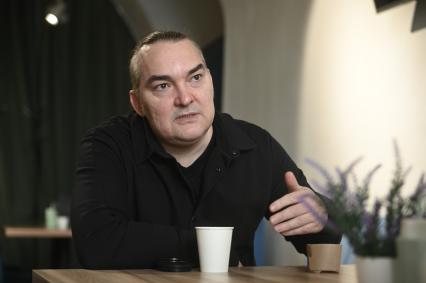 Алексей Горшенев отметил 50-летие полуденным выстрелом из Петропавловской крепости