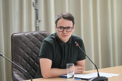 Кирилл Артемьев