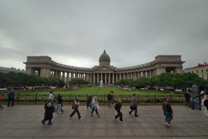 Повседневная жизнь в Петербурге