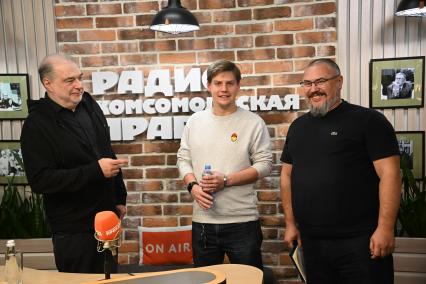 Павел Табаков на радиостанции Комсомольская правда\"