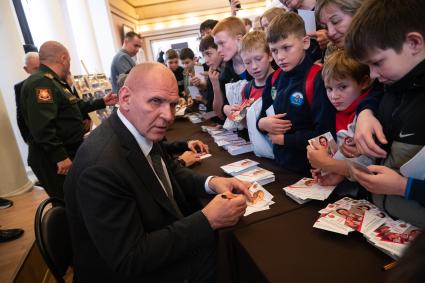 Александр Карелин в Екатеринбурге