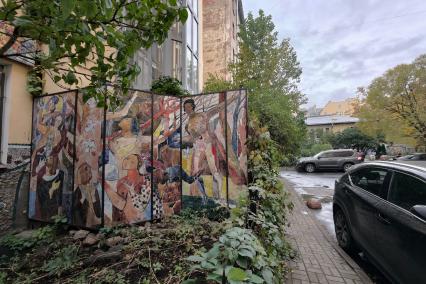 Необычные дворы Петербурга