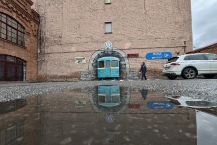 Необычные дворы Петербурга