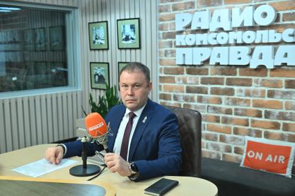 Илья Середюк на радиостанции \"Комсомольская правда\"