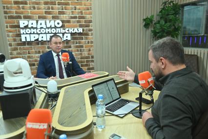 Илья Середюк на радиостанции \"Комсомольская правда\"
