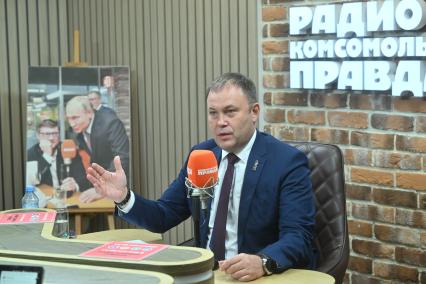 Илья Середюк на радиостанции \"Комсомольская правда\"
