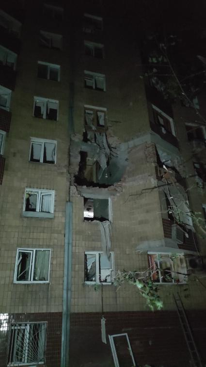 ВСУ обстреляли многоэтажный жилой дом в Донецке