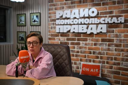 Тутта Ларсен на радиостанции \"Комсомольская правда\"