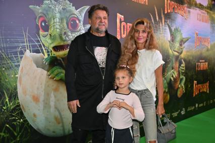 Премьера фильма Горыныч в кинотеатре \"Каро 11 Октябрь\"