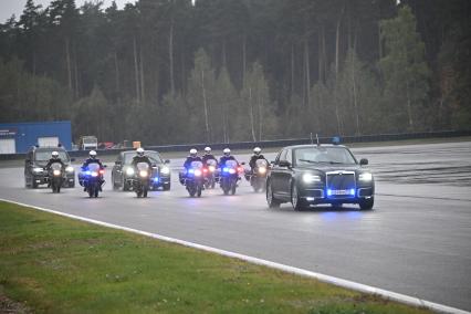 Соревнования по скоростному маневрированию водителей ФСО России в Подмосковье