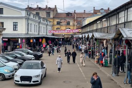 Рынок Апраксин двор в Санкт-Петербурге