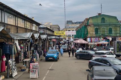 Рынок Апраксин двор в Санкт-Петербурге