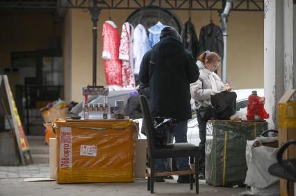 Рынок Апраксин двор в Санкт-Петербурге