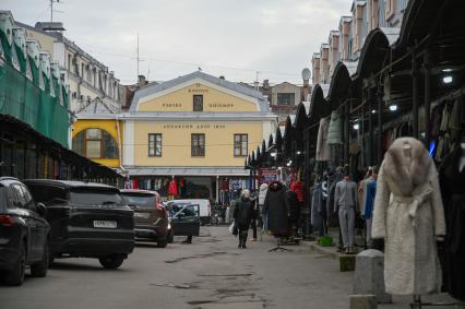 Рынок Апраксин двор в Санкт-Петербурге