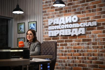Марина Ахмедова на радиостанции \"Комсомольская правда\"