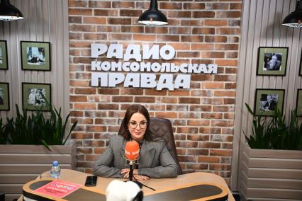 Марина Ахмедова на радиостанции \"Комсомольская правда\"